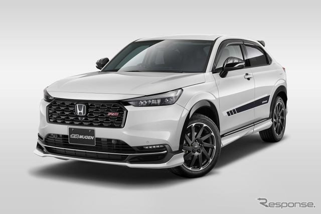 無限『ヴェゼル e:HEV RS』エクステリアパーツ装着例