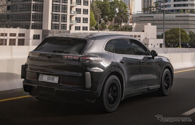 ポルシェ『カイエン』次期型のEVプロトタイプ