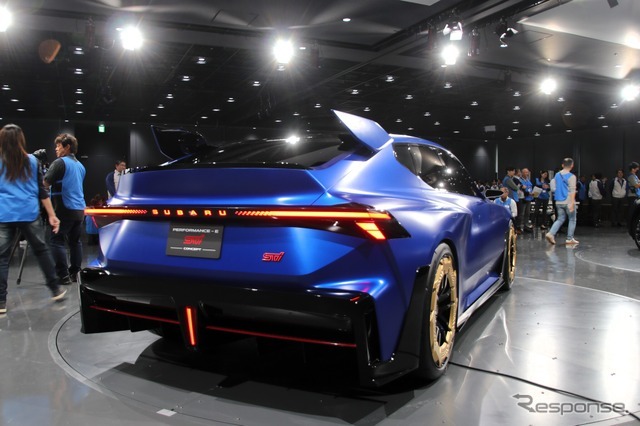 スバル パフォーマンスE STIコンセプト