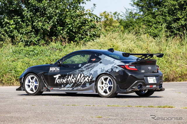 HKS × TOYOTA GR86