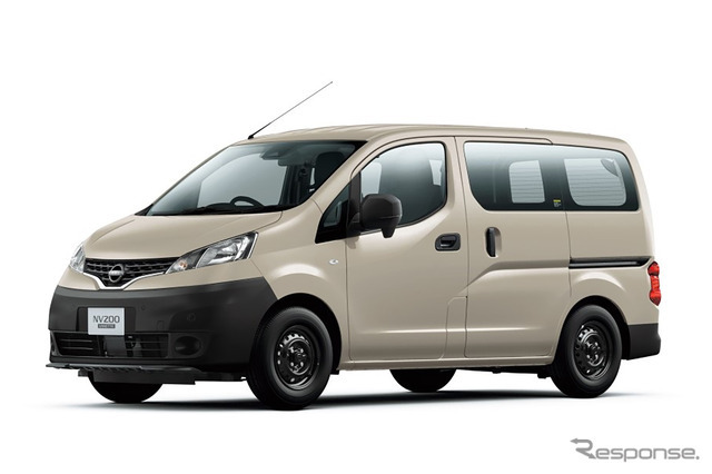 日産NV200バネットの「Outdoor Black Edition」