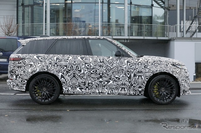 レンジローバー・スポーツSV 改良新型のプロトタイプ