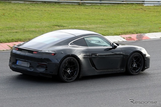 ポルシェ 718ケイマンEV 新型プロトタイプ　スクープ写真