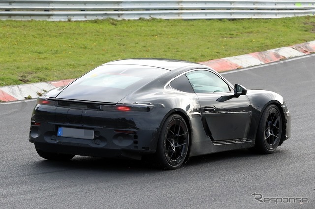 ポルシェ 718ケイマンEV 新型プロトタイプ　スクープ写真