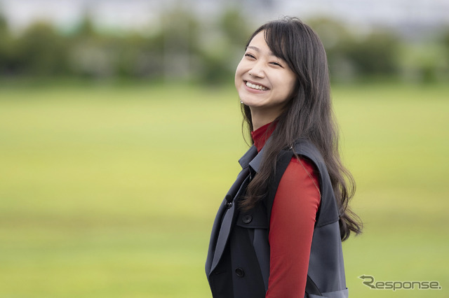 女優・タレント 相沢 菜々子さん