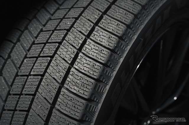 ブリヂストン『ブリザック WZ-1』