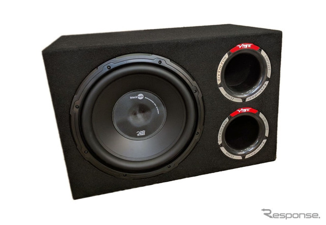 「ボックスサブウーファー（バスレフタイプ）」の一例（ヴァイブオーディオ・SLICKCBR12-V7）。