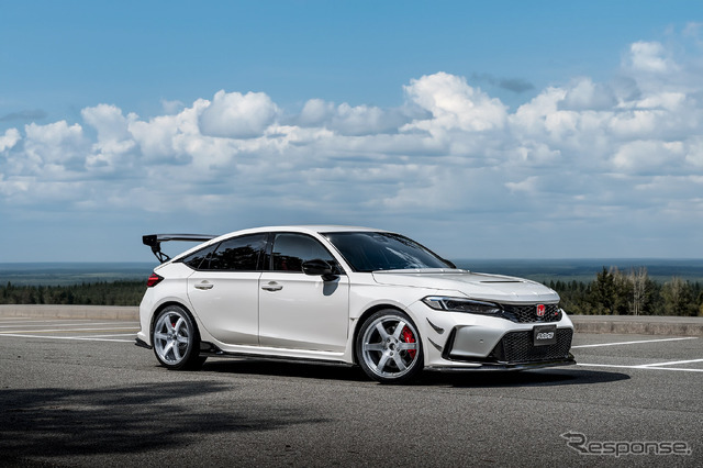 TE37 SAGA S-plus A.S.T. ブラッシュド × Honda シビック TYPE-R