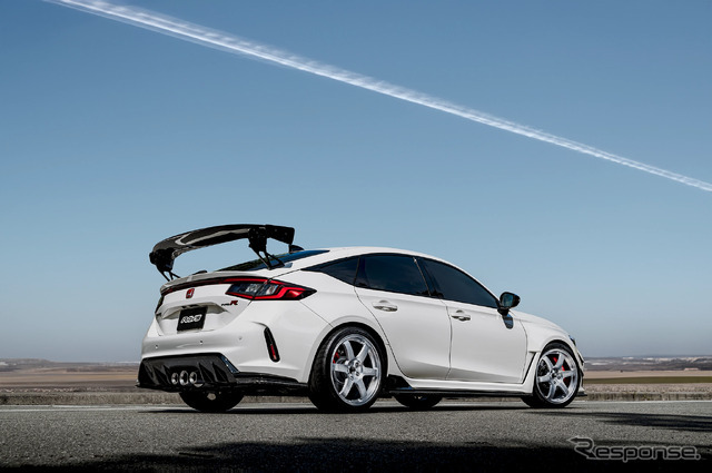 TE37 SAGA S-plus A.S.T. ブラッシュド × Honda シビック TYPE-R