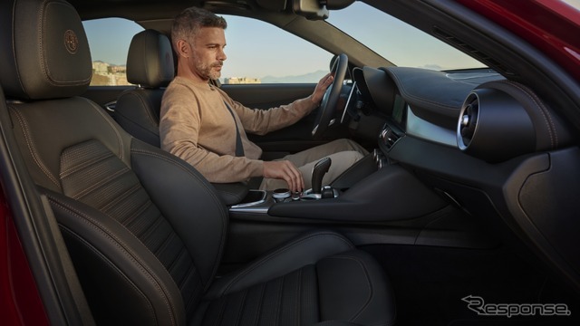 アルファロメオ・ジュリアの「INTENSA」