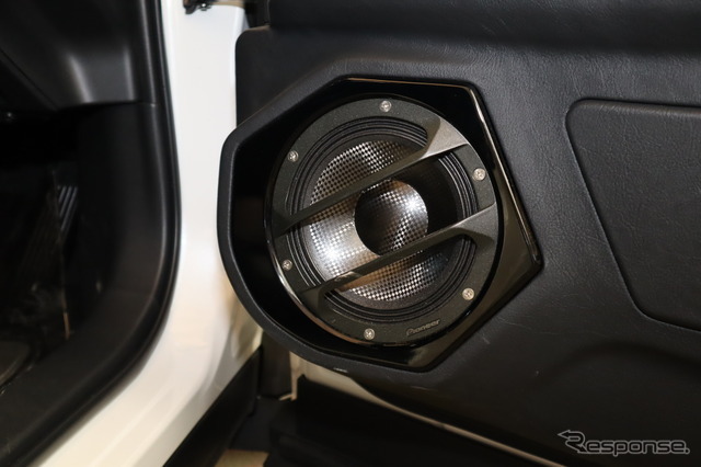 carrozzeria TS-Z1GRデモカー トヨタ レクサス UX【ウェイブトゥポート代表 山本克美さん】