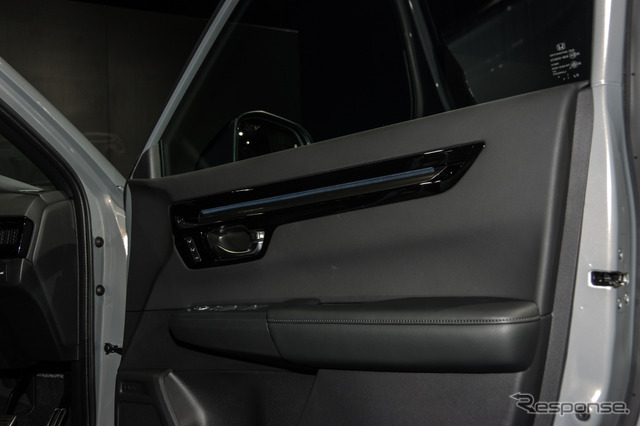 ホンダ CR-V e:HEV RS ブラックエディション