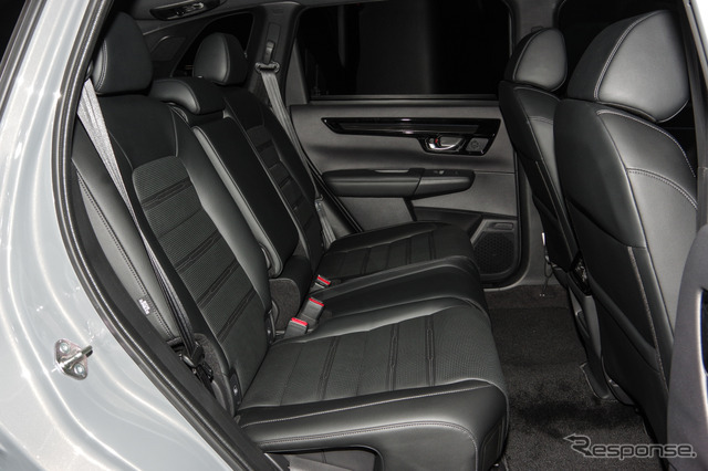 ホンダ CR-V e:HEV RS ブラックエディション