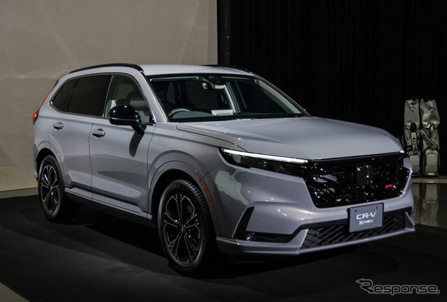 ホンダ CR-V e:HEV RS