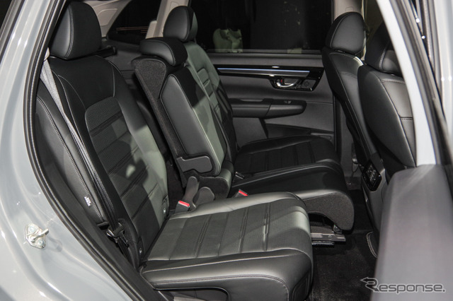 ホンダ CR-V e:HEV RS