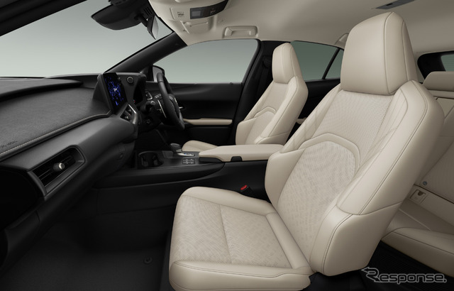 レクサス『UX300h』の一部改良モデル