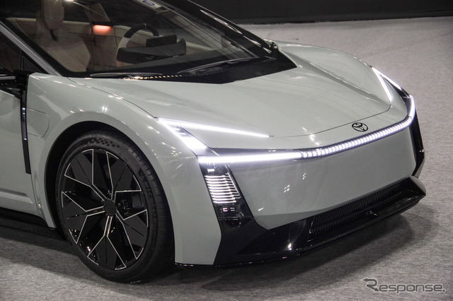 トヨタ カローラコンセプト（ジャパンモビリティショー2025）