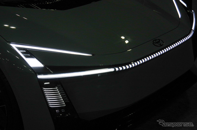 トヨタ カローラコンセプト（ジャパンモビリティショー2025）