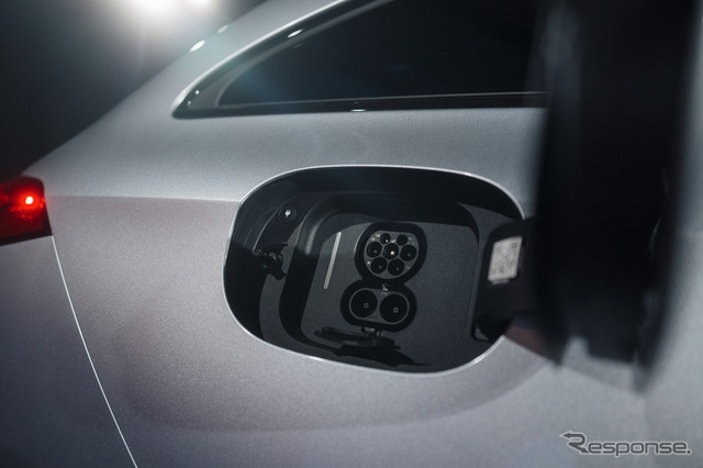 メルセデスベンツ『CLAシューティングブレーク』新型