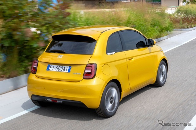 フィアット 500ハイブリッド