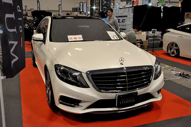 Mercedes Benz S400h by カーオーディオスタジアム