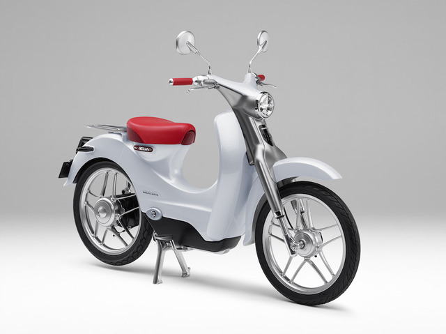 ホンダ EV-Cub Concept（東京モーターショー15）