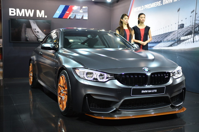 BMW M4 GTS（東京モーターショー15）