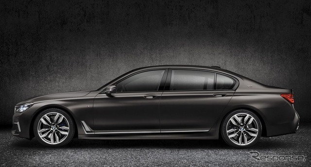 BMW M760Li xDRIVE V12