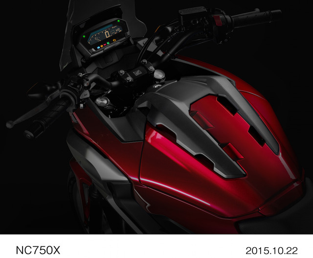 ホンダNC750X（東京モーターショー15）