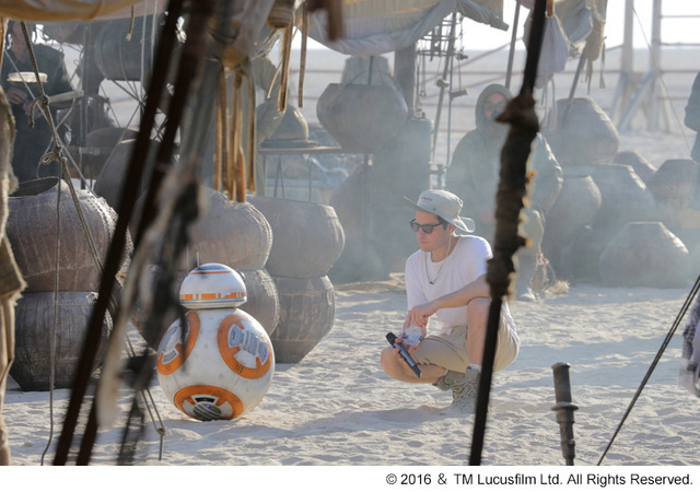 『スター・ウォーズ／フォースの覚醒』MovieNEX（C）2016 ＆ TM Lucusfilm Ltd. All Rights Reserved.