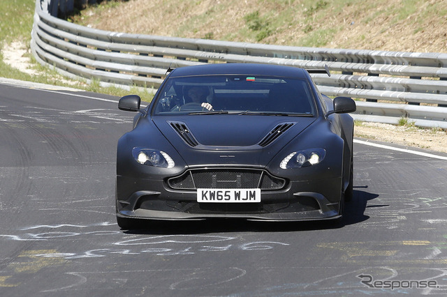 アストンマーティンヴァンテージ GT8スクープ写真