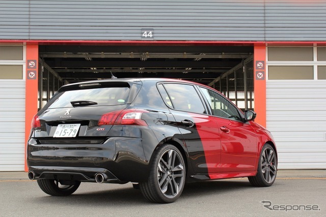 プジョー 308GTi by プジョースポール