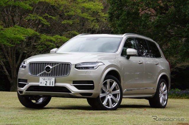 ボルボ XC90 T8 Twin Engine AWD Inscription