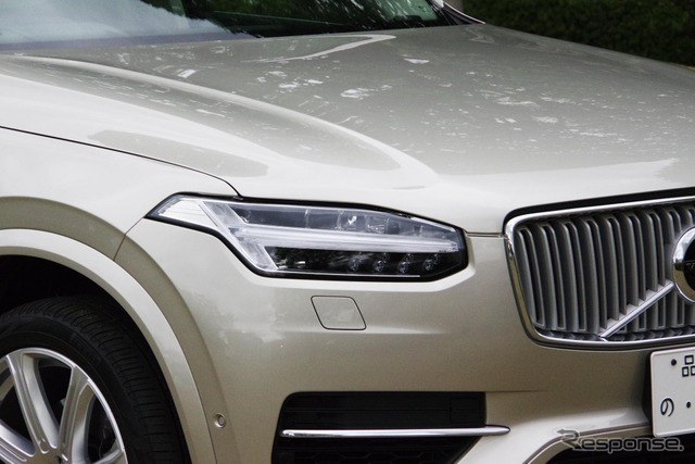 ボルボ XC90 T8 Twin Engine AWD Inscription