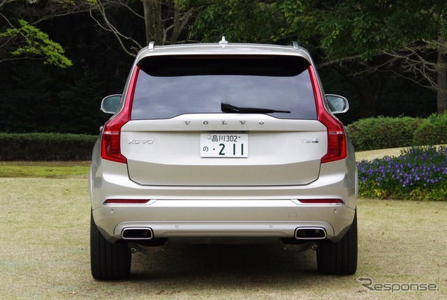 ボルボ XC90 T8 Twin Engine AWD Inscription