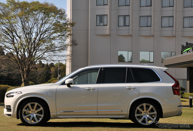 ボルボ XC90 T8 ツインエンジンAWD