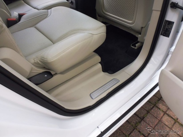 ボルボ XC90 T8