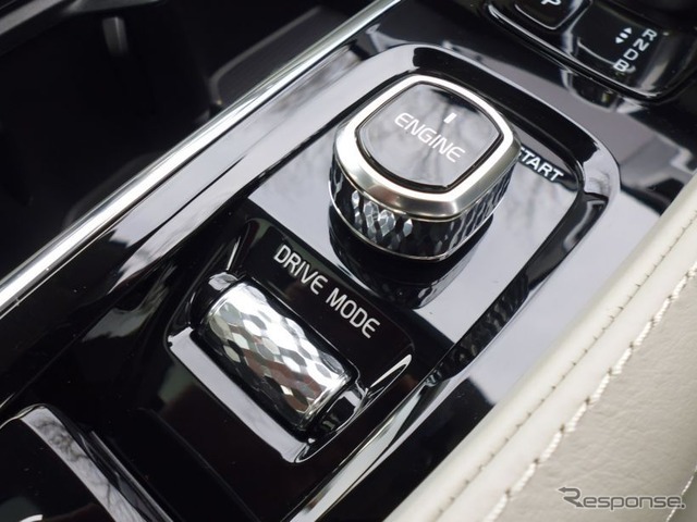 ボルボ XC90 T8