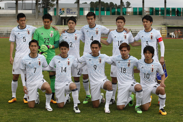 U‐23日本代表、ファン・ウェルメスケルケン・際は後列左から3人目（2016年3月25日）