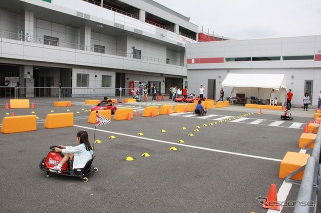 キッズコーナーで家族ぐるみで楽しめる