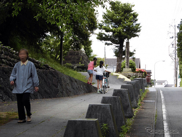 伊勢神宮、内宮と外宮を結ぶ旧街道・古市参宮街道を歩く。遊郭の名残、麻吉旅館も訪ねた（AIR & BUS成田発伊勢行きツアー）