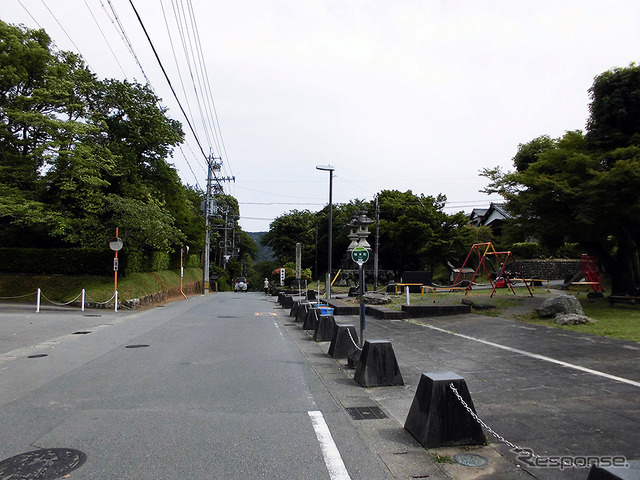 伊勢神宮、内宮と外宮を結ぶ旧街道・古市参宮街道を歩く。江戸時代のにぎわいを感じる猿田彦神社や麻吉旅館へ（AIR & BUS成田発伊勢行きツアー）