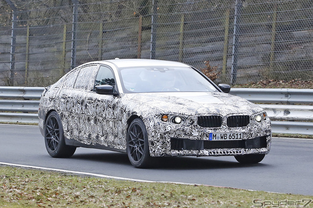 BMW M5セダン