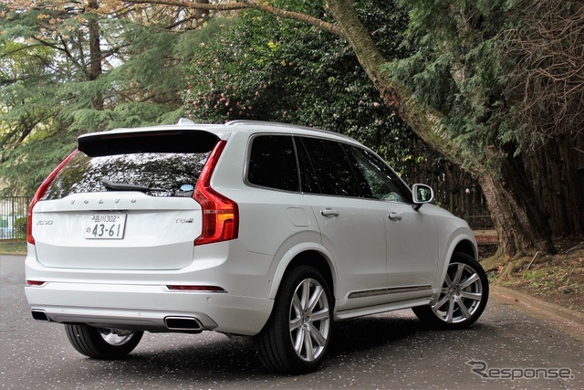 ボルボ XC90 T8