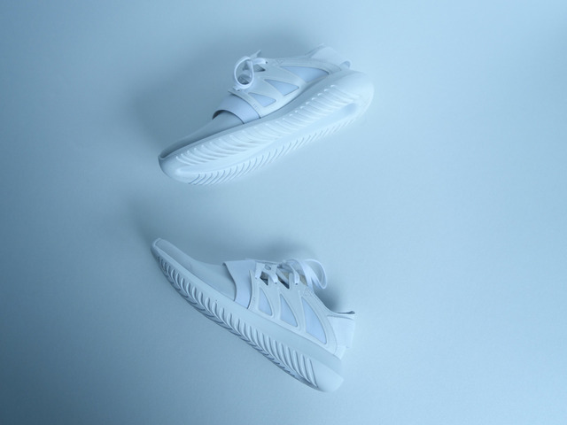 アディダス オリジナルス×梨花「Tubular Viral W C MAISON」が7/16発売