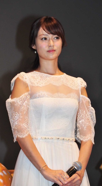 深田恭子／『アリス・イン・ワンダーランド／時間の旅』舞台挨拶