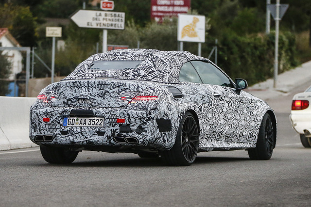 メルセデス AMG C63 カブリオレ スクープ写真