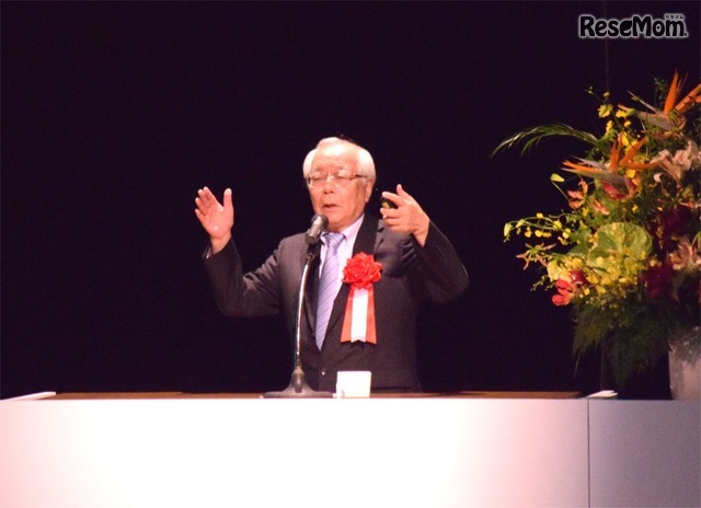 第1部の基調講演。日本水フォーラム代表理事の竹村公太郎氏