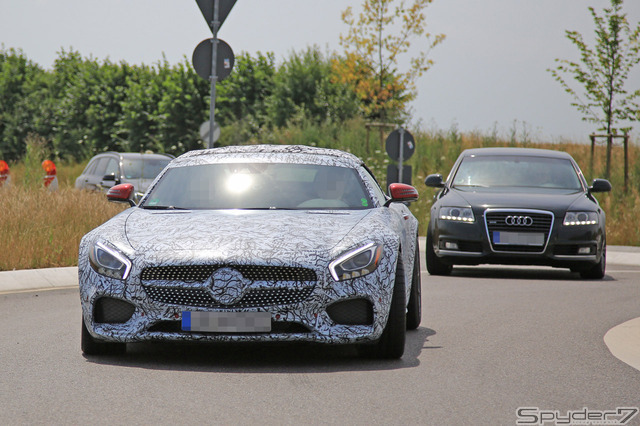 メルセデス AMG GT ロードスター　スクープ写真