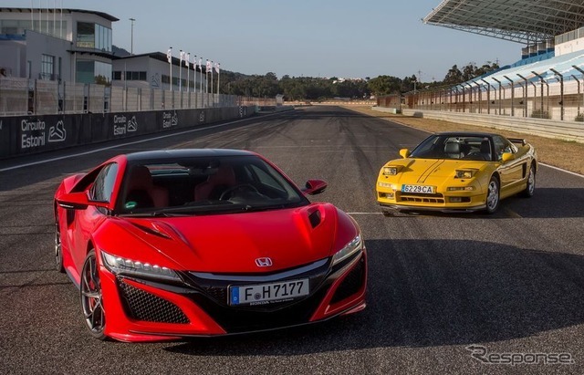 ホンダ NSX 欧州仕様の新型と旧型